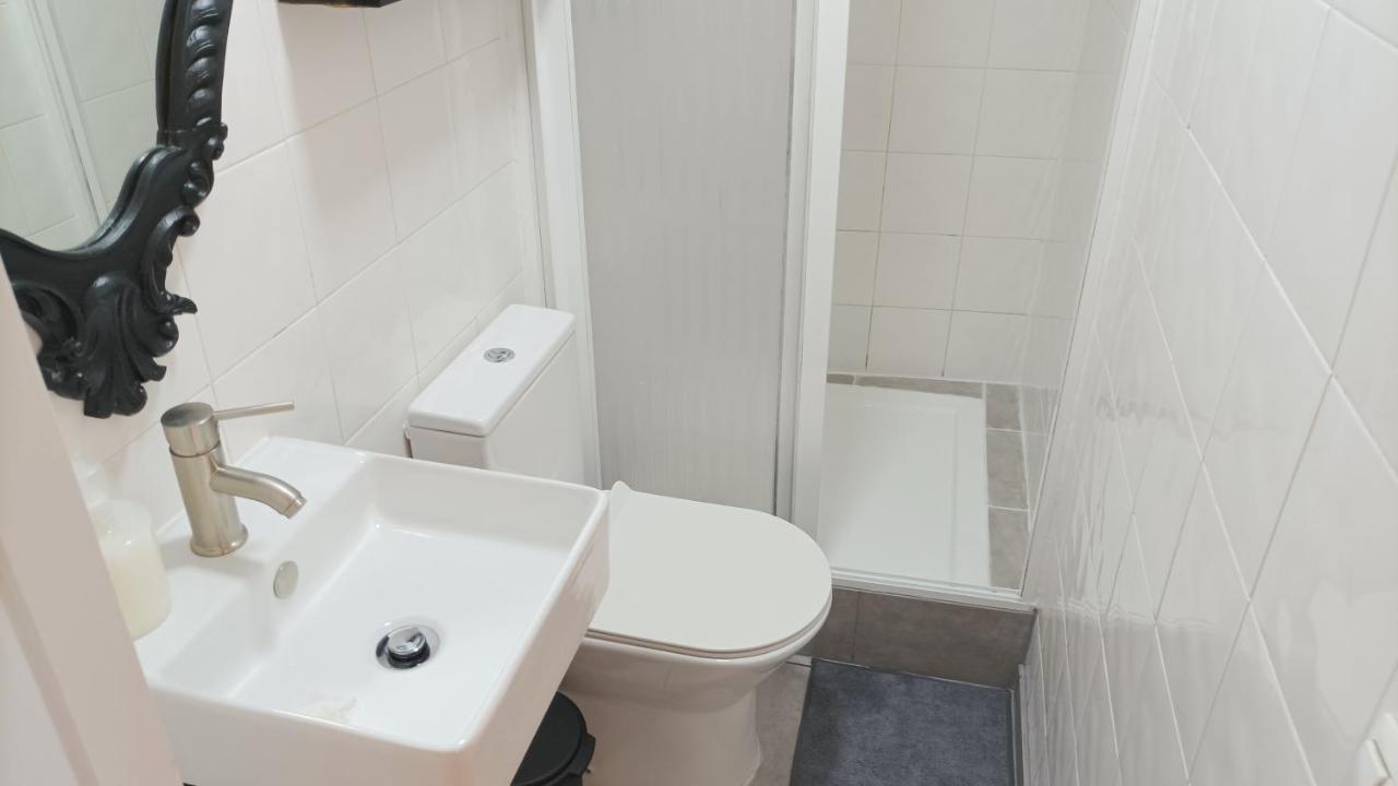 1 Bedroom Apartment - Tv Da Madalena 01 Lisboa Ngoại thất bức ảnh